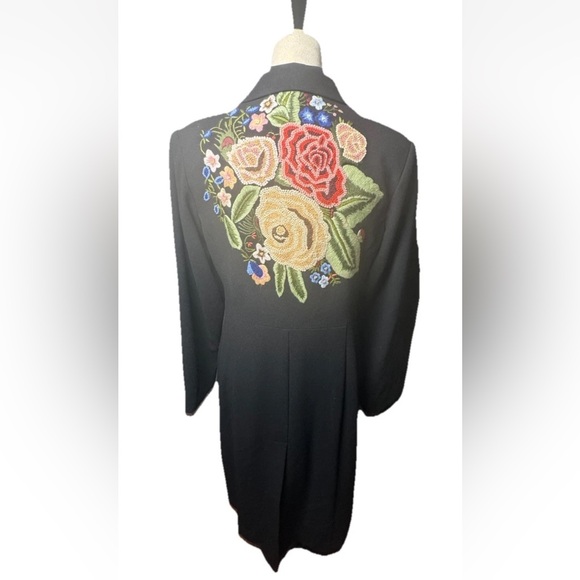 Vtg Y2k CABi Women 10 Boho Black Embroidered Floral Long Jacket Duster Knee Coat - Picture 1 of 6
